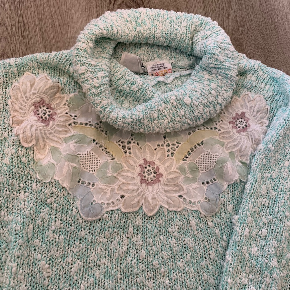 VTG Mint Green Popcorn Knit Cowl Neck Sweater with Lace Appliqué